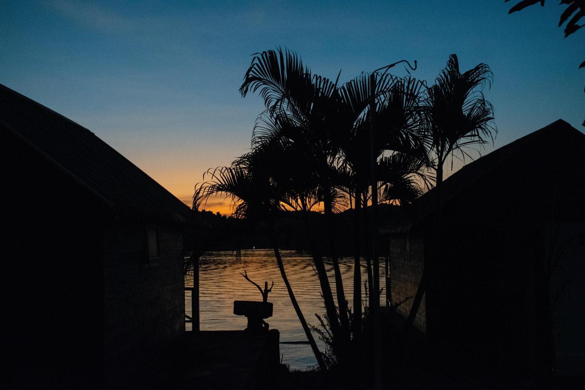 Sunset Nam Ngum Resort 万荣 外观 照片