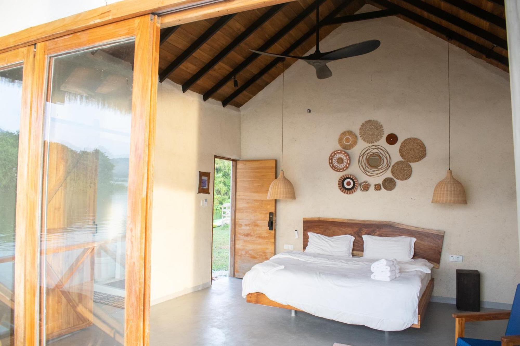 Sunset Nam Ngum Resort 万荣 外观 照片