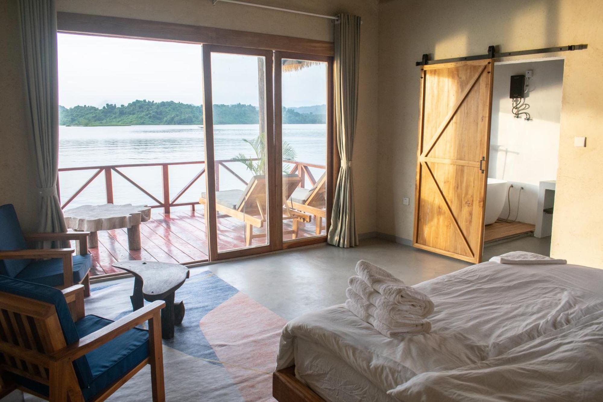 Sunset Nam Ngum Resort 万荣 外观 照片